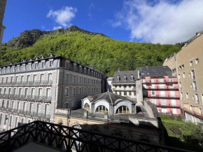 Appartement lumineux avec balcon au centre de Cauterets - FR-1-812-121 Cauterets